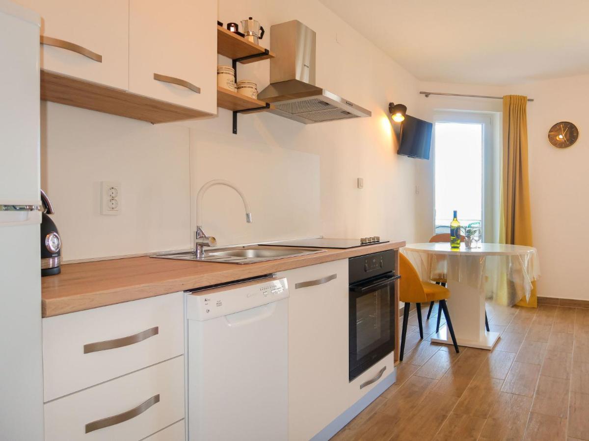 Apartment Marija - Vrb100 By Interhome Vrbnik Eksteriør bilde